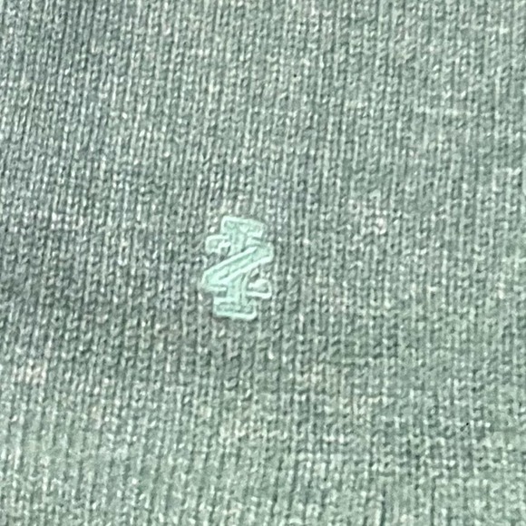 IZOD V-neck Sweater - Picture 4 of 6